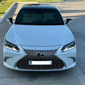 Lexus ES 350 2021