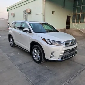 Toyota Highlander 2017