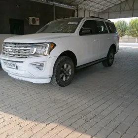 Ford Expedition 2022