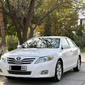 Toyota Camry 2010