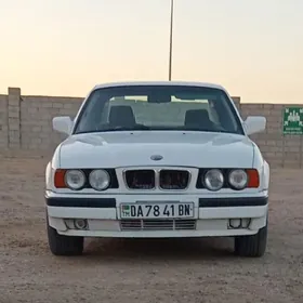 BMW 525 1990