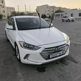 Hyundai Elantra 2018