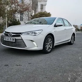 Toyota Camry 2017