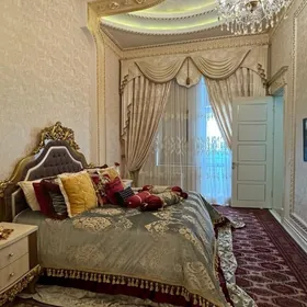 Московская 4 комнатная элитка