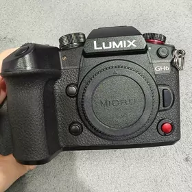 Lumix Gh6