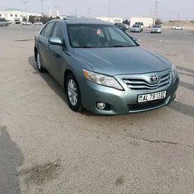 Toyota Camry 2011