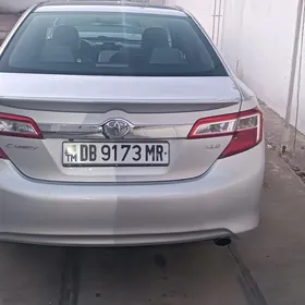 Toyota Camry 2012
