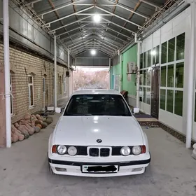BMW 525 1990