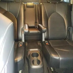 Toyota Highlander 2021