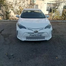 Toyota Corolla 2015