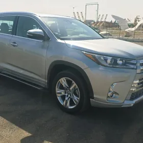 Toyota Highlander 2019