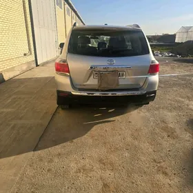 Toyota Highlander 2011