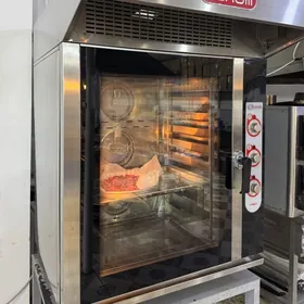 пароконвектомат