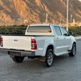 Toyota Hilux 2014