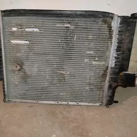 bmw 2.5radiyator