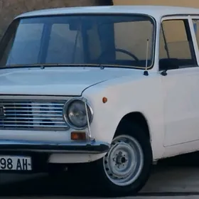 Lada 2104 1983