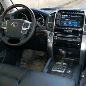 suruji oz ulagy bilen