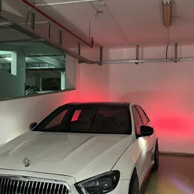 Mercedes-Benz E350 2010