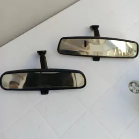 Zadniy Wid Ayna, Задний вид