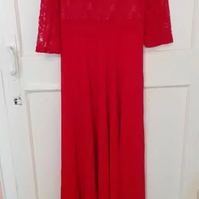красное платье