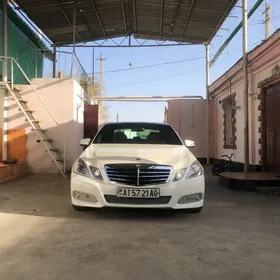 Mercedes-Benz E350 2011
