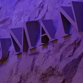 требуется продавец консультант