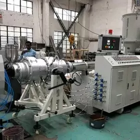 Önümçilik enjamlary Hytaý