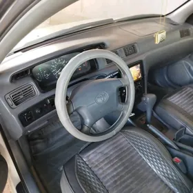 Toyota Camry 1998