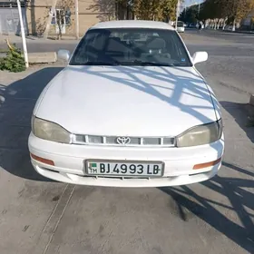 Toyota Camry 1993