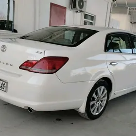 Toyota Avalon 2005