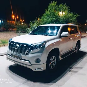 Toyota Land Cruiser Prado 2011