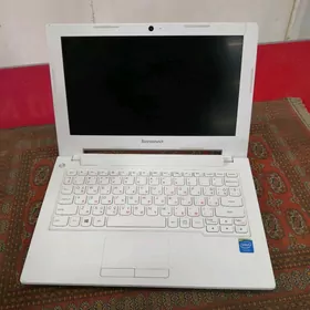 lenovo okuwcy kompyuter