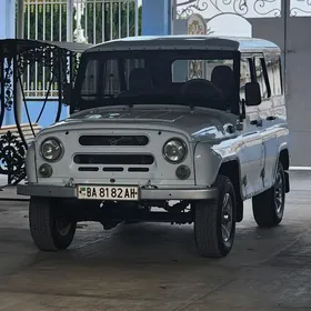 UAZ 469 1999