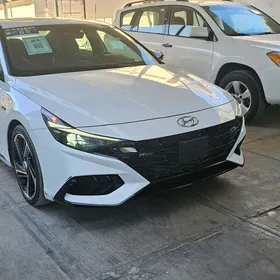 Hyundai Elantra 2021