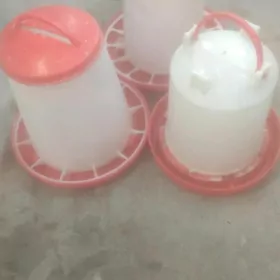 Кормушки для курей