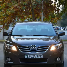 Toyota Camry 2010