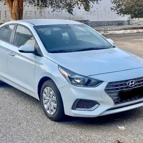 Hyundai Accent 2021