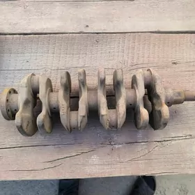 1.8 тайота матор вал