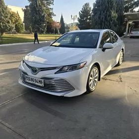 Toyota Camry 2020