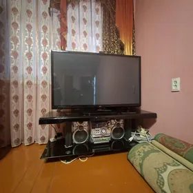 LG telewizor 57
