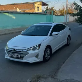 Hyundai Elantra 2020