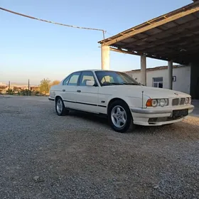 BMW 525 1992