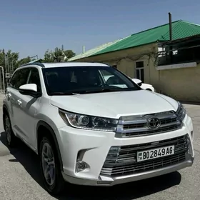Toyota Highlander 2019
