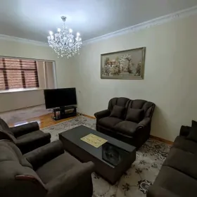 Mir 2/2 3 komnat jaý