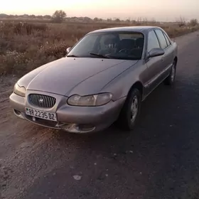 Hyundai Sonata 1996