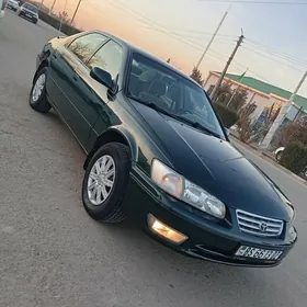Toyota Camry 2000