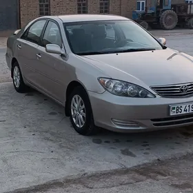 Toyota Camry 2004