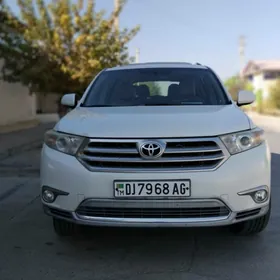 Toyota Highlander 2011