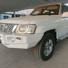 Nissan Patrol 2012
