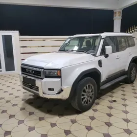 Toyota Land Cruiser Prado 2025